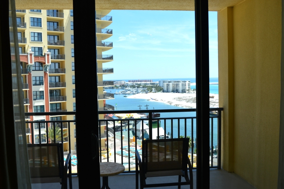 GulfSide Vacation Rental In Florida | Emerald Grande Condo 623 Florida Condo Rental 