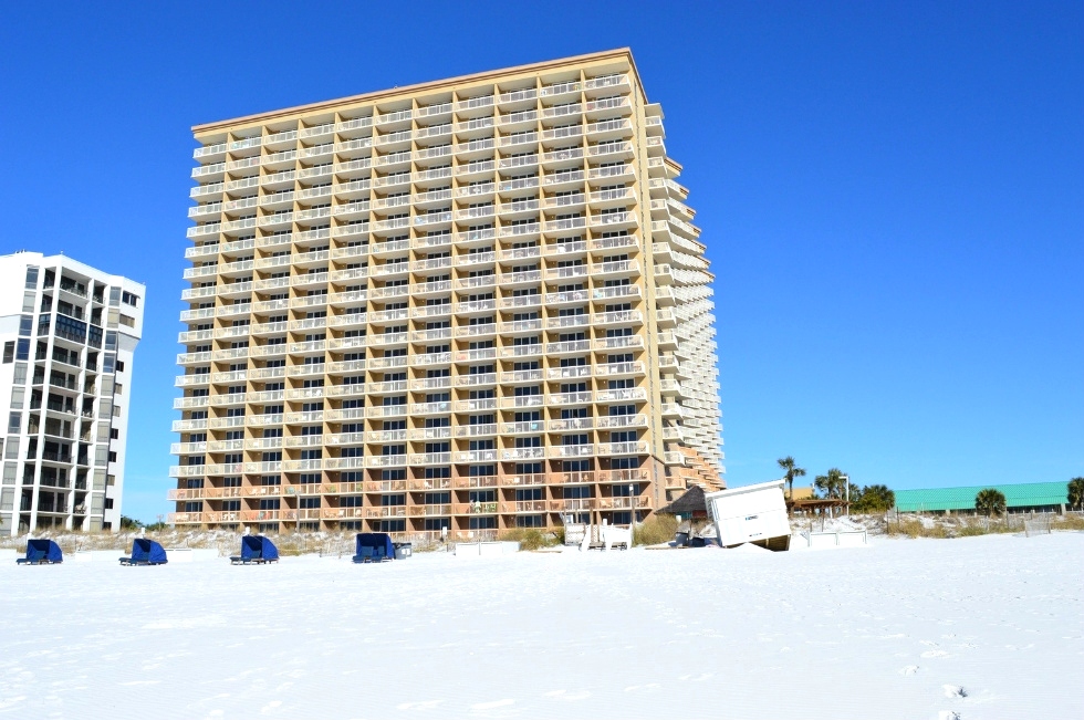 Pelican Beach Resort | Vacation Rental Unit 618 Florida Condo Rental 