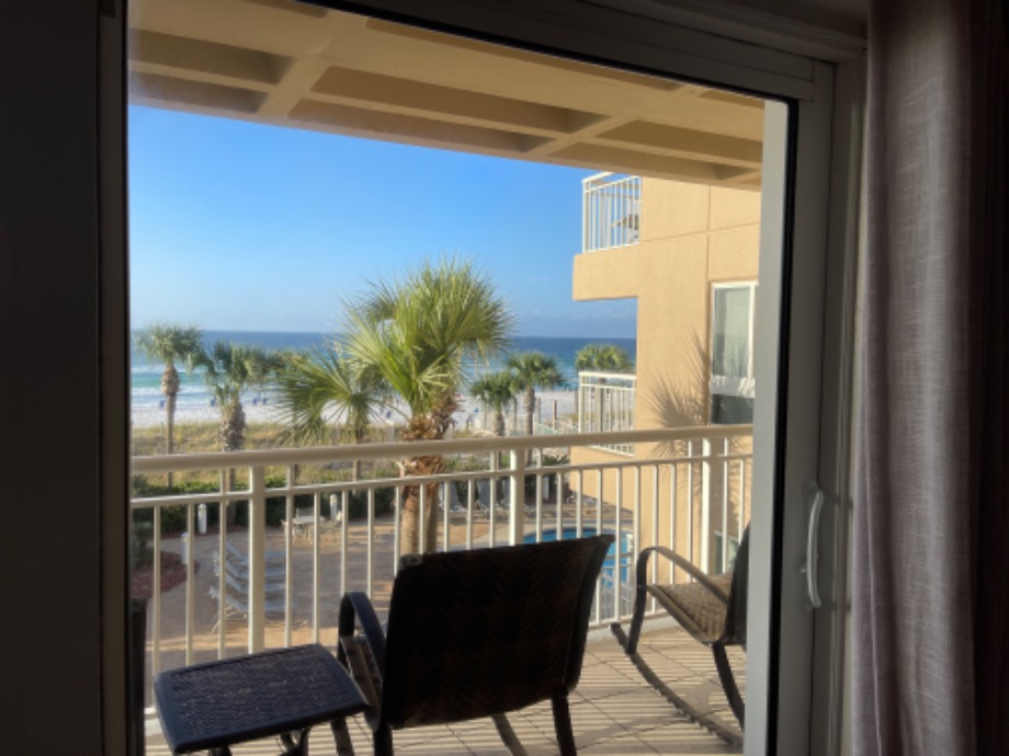 Destin Florida Condo Rental | Inside Destin Towers Condo Rental Unit #31  Florida Condo Rental 